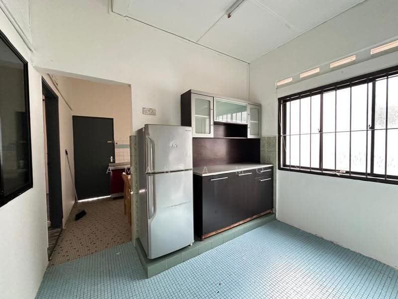 Rumah Teres 1-Tingkat untuk Disewa di Taman Sentosa (Johor Bahru) - Amanda Moi - Kitchen - PropertyGuru.com.my