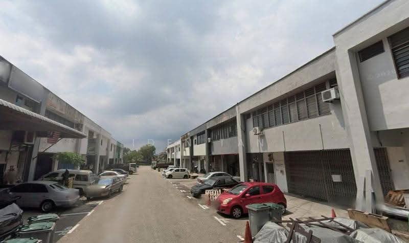 Terrace Factory for Rent in Taman Johor Jaya (Johor Bahru) - Iden Tan - Exterior - PropertyGuru.com.my