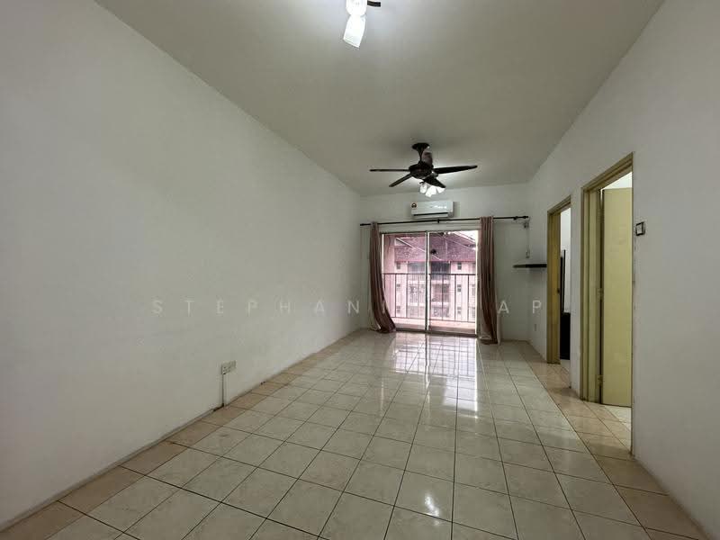 Apartment for Rent at Bayu Villa - Stephanie Yap - Living Room - PropertyGuru.com.my