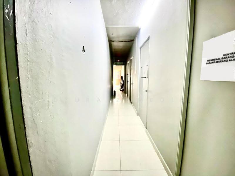Kedai / Pejabat untuk Dijual di Bandar Tun Razak (Cheras) - Adzura Zamedin - Corridor - PropertyGuru.com.my