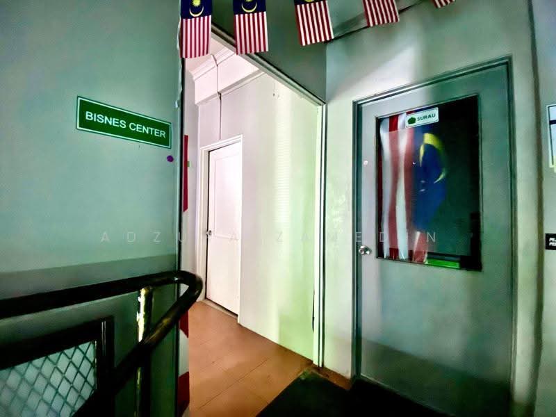 Kedai / Pejabat untuk Dijual di Bandar Tun Razak (Cheras) - Adzura Zamedin - Corridor - PropertyGuru.com.my