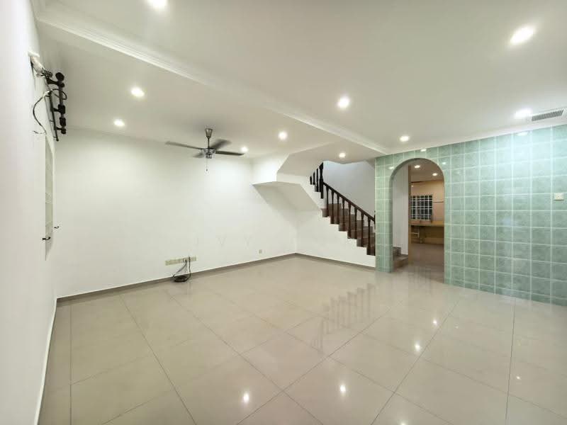 Rumah Teres 2-Tingkat untuk Dijual di Klang (Selangor) - Ivy Por - Living Room - PropertyGuru.com.my