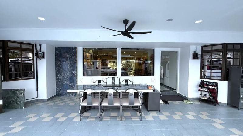 Komersial Berkembar untuk Disewa di Taman Century (Johor Bahru) - Karl Lim - Exterior - PropertyGuru.com.my