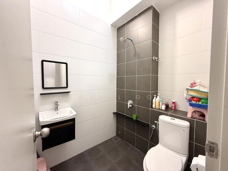 2-storey Terraced House for Sale in Setia Utama (Setia Alam) - GABRIEL GOH - Bathroom - PropertyGuru.com.my