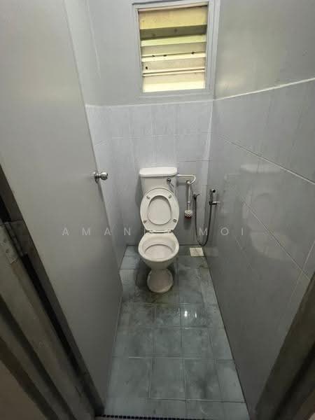 1-storey Terraced House for Rent in Taman Suria (Johor Bahru) - Amanda Moi - Bathroom - PropertyGuru.com.my