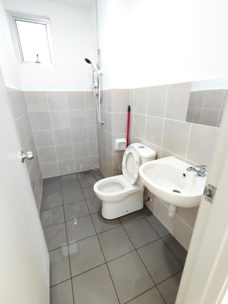 Apartment for Rent at Safira - Leo Goh - Bathroom - PropertyGuru.com.my