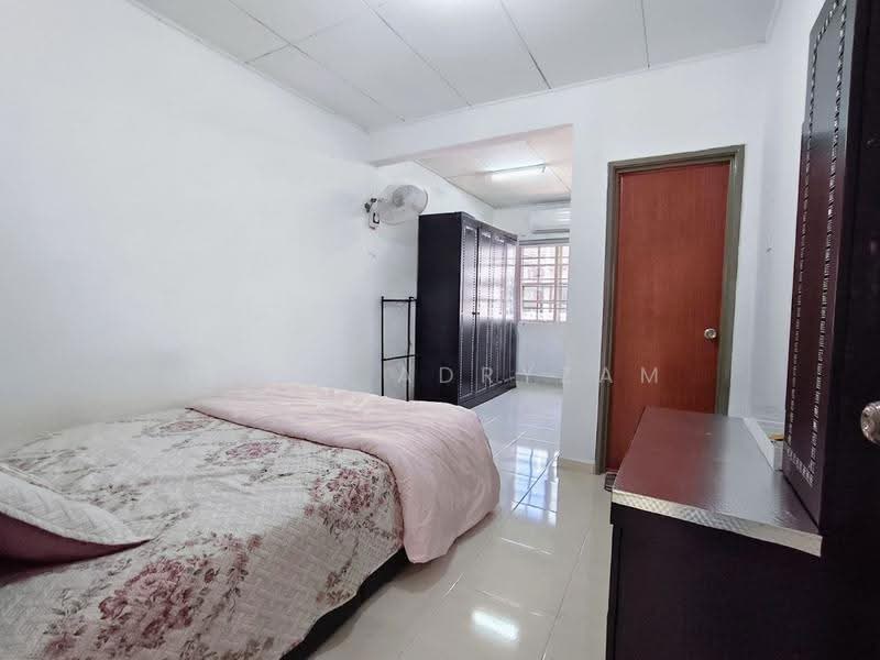 2-storey Terraced House for Sale in Saujana Utama (Selangor) - Mohd Adryzam - Bedroom - PropertyGuru.com.my