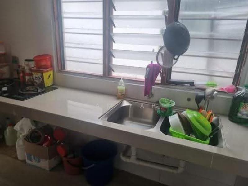 2-storey Terraced House for Sale in Taman Bukit Anggerik (Cheras) - Sam Yap - Kitchen - PropertyGuru.com.my
