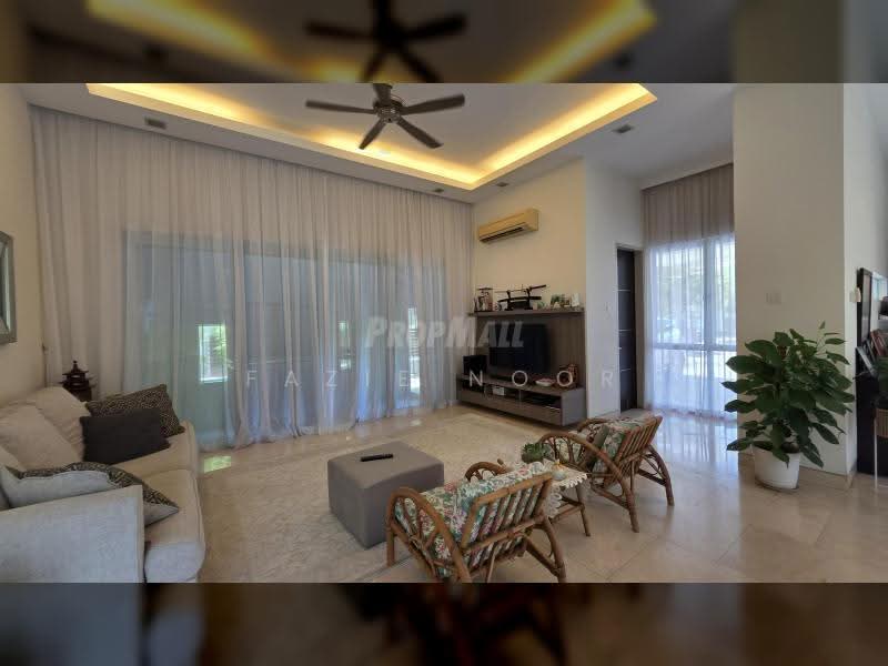 Rumah Banglo untuk Dijual di Seksyen 13 (Shah Alam) - Fazie Noor - Living Room - PropertyGuru.com.my