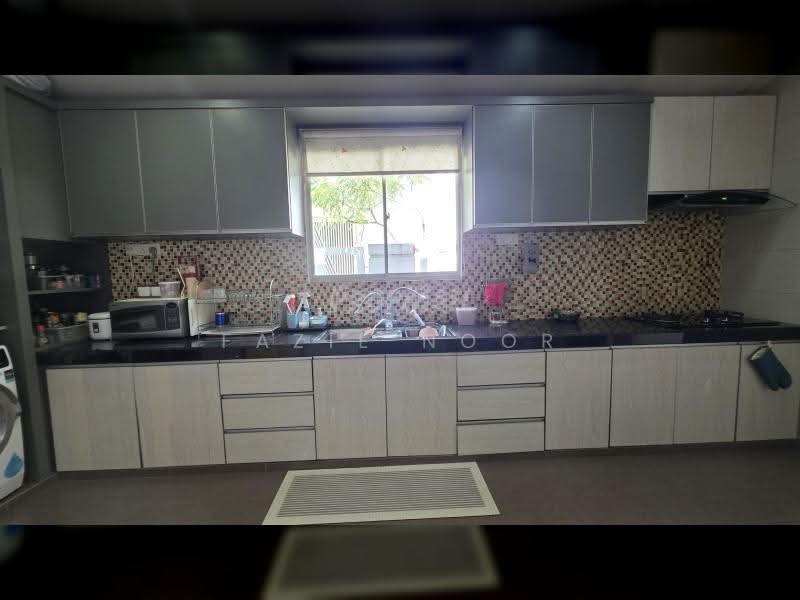 Rumah Banglo untuk Dijual di Seksyen 13 (Shah Alam) - Fazie Noor - Kitchen - PropertyGuru.com.my