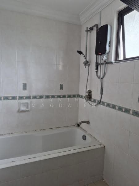 Condominium for Rent at Cyber Heights Villa - Cynthia Magdalene - Bathroom - PropertyGuru.com.my