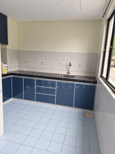 Condominium for Rent at Cyber Heights Villa - Cynthia Magdalene - Kitchen - PropertyGuru.com.my