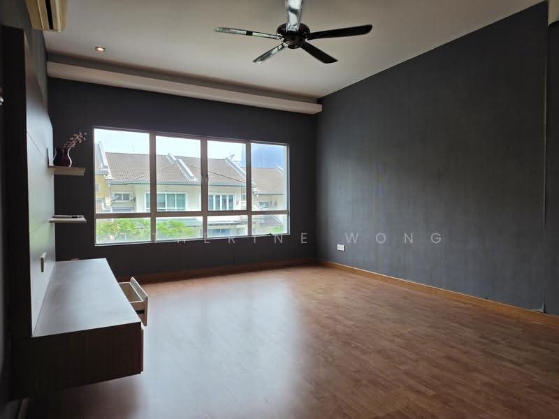 Rumah Teres untuk Disewa di Mont Kiara (Kuala Lumpur) - Catherine Wong - Living Room - PropertyGuru.com.my