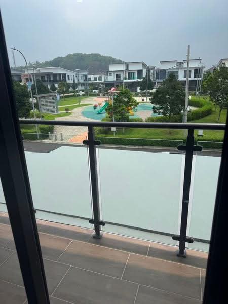 Cluster House for Rent in Taman Desa Tebrau (Tebrau) - Seven Tay - Balcony - PropertyGuru.com.my