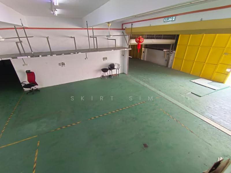 Factory for Rent in Taman Perindustrian Bukit Serdang (Seri Kembangan) - Skirt Sim - Interior - PropertyGuru.com.my