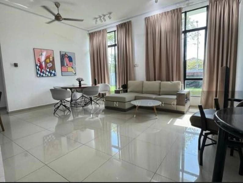 Rumah Kluster untuk Disewa di Taman Austin Duta (Tebrau) - Darren Wong - Living Room - PropertyGuru.com.my