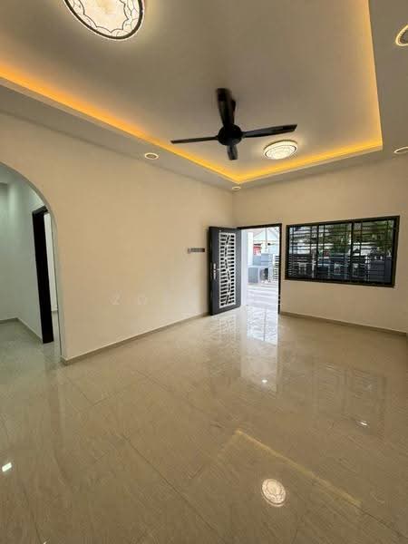1-storey Terraced House for Sale in Skudai (Johor) - Zoey Lee - Living Room - PropertyGuru.com.my