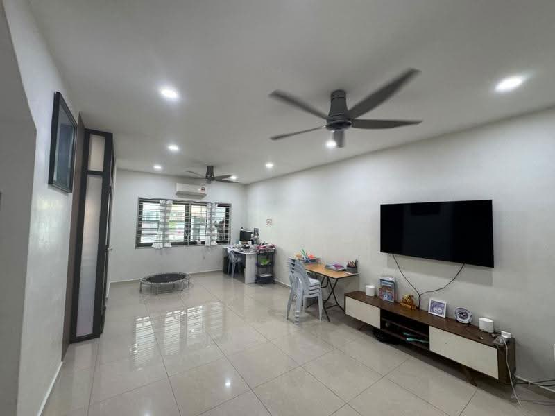 2-storey Terraced House for Sale in Taman Nusa Bestari 2 (Iskandar Puteri (Nusajaya)) - Ym Wong - Living Room - PropertyGuru.com.my