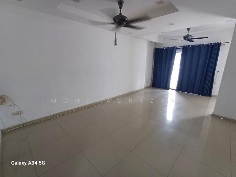 2-storey Terraced House for Sale in Seksyen 7 (Shah Alam) - Mohd Adryzam - Living Room - PropertyGuru.com.my