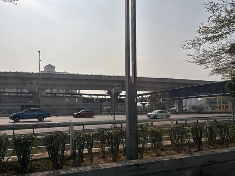 Kedai / Pejabat untuk Dijual di Seri Kembangan (Selangor) - Alice Kham - Exterior - PropertyGuru.com.my