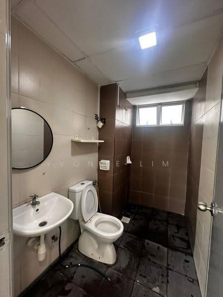 Apartment for Sale at M'tiara - Yvonne Lim - Bathroom - PropertyGuru.com.my