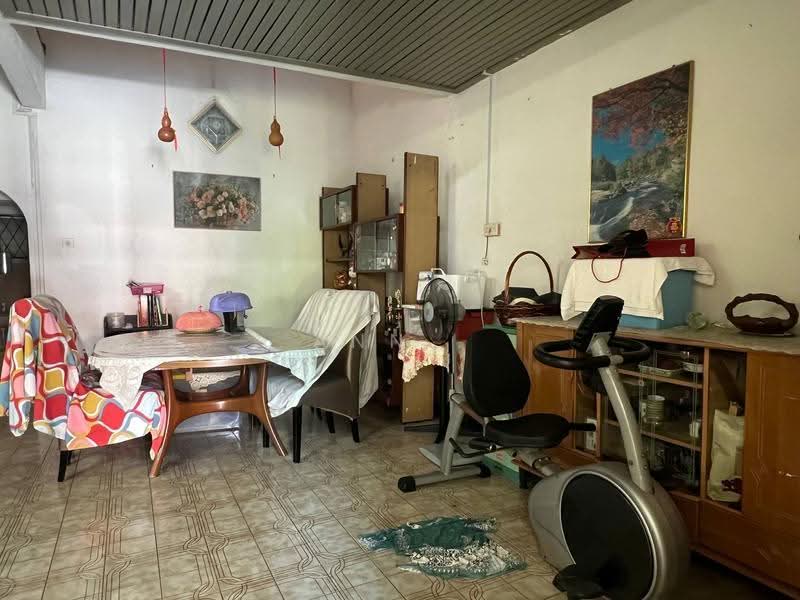 2-storey Terraced House for Sale in Taman Kolam Air (Johor Bahru) - Ann . - Interior - PropertyGuru.com.my