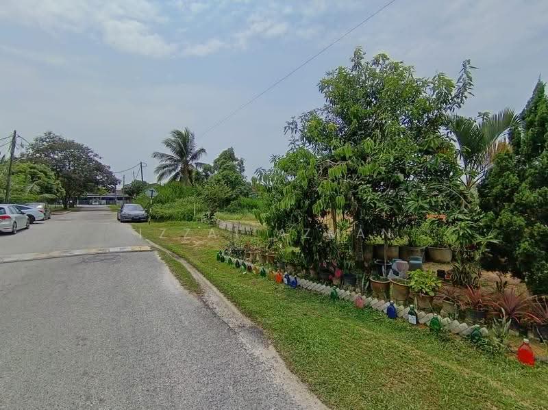 Commercial Land for Sale in Kemaman (Terengganu) - Izzat Azman - Exterior - PropertyGuru.com.my