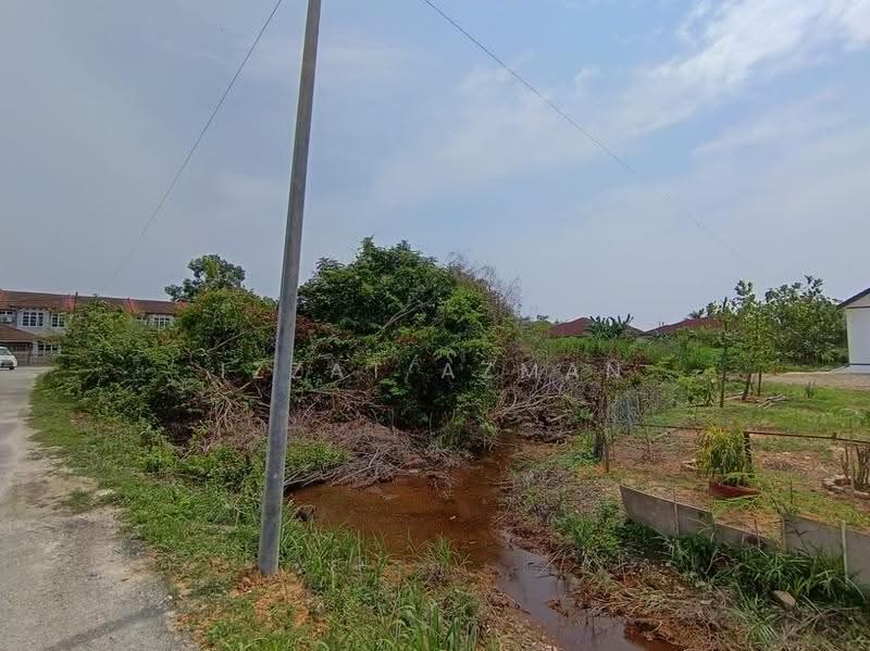 Commercial Land for Sale in Kemaman (Terengganu) - Izzat Azman - Exterior - PropertyGuru.com.my
