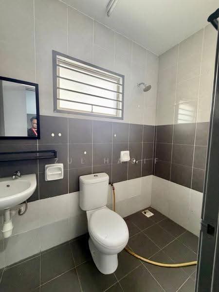 Rumah Berkembar untuk Dijual di Bandar Saujana Putra (Tanjong Duabelas) - Zul Hasif - PropertyGuru.com.my