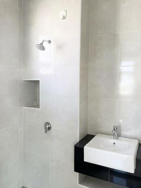 Rumah Teres 2-Tingkat untuk Disewa di Taman Masai (Masai) - Seven Tay - Bathroom - PropertyGuru.com.my