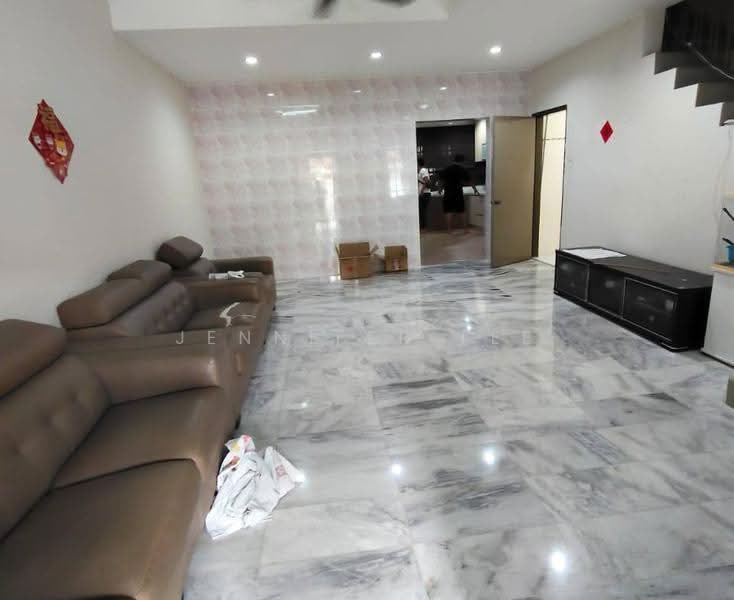 Rumah Teres untuk Dijual di Taman Nanyang (Batu) - Jennifer Tee - Living Room - PropertyGuru.com.my