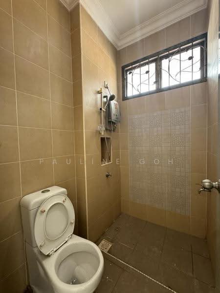 Cluster House for Sale in Taman Adda Heights (Tebrau) - Pauline Goh - Bathroom - PropertyGuru.com.my