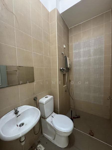 Cluster House for Sale in Taman Adda Heights (Tebrau) - Pauline Goh - Bathroom - PropertyGuru.com.my
