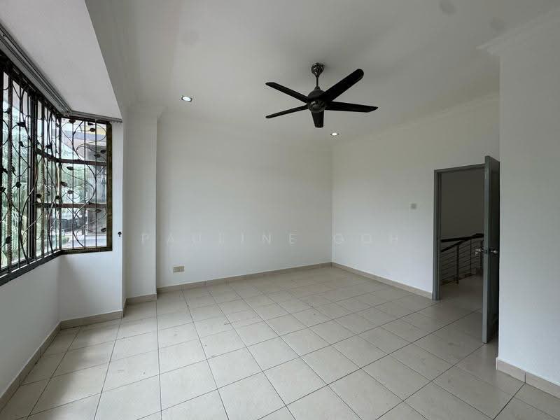 Cluster House for Sale in Taman Adda Heights (Tebrau) - Pauline Goh - Living Room - PropertyGuru.com.my