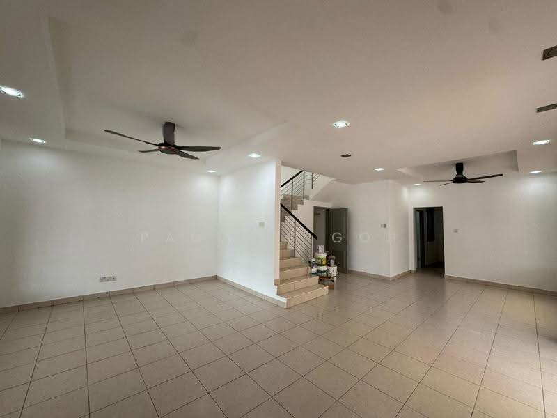 Cluster House for Sale in Taman Adda Heights (Tebrau) - Pauline Goh - Living Room - PropertyGuru.com.my