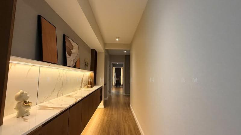3-storey Terraced House for Sale in Seksyen U15 (Shah Alam) - Dr Shahril Nizam - Corridor - PropertyGuru.com.my