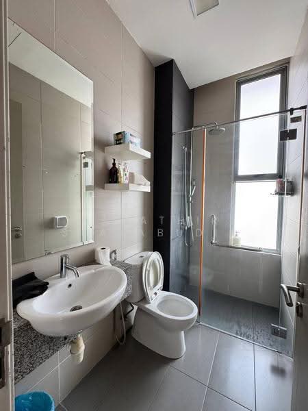 Rumah Banglo untuk Dijual di Seksyen 13 (Shah Alam) - Nahathir Shahabudin - Bathroom - PropertyGuru.com.my