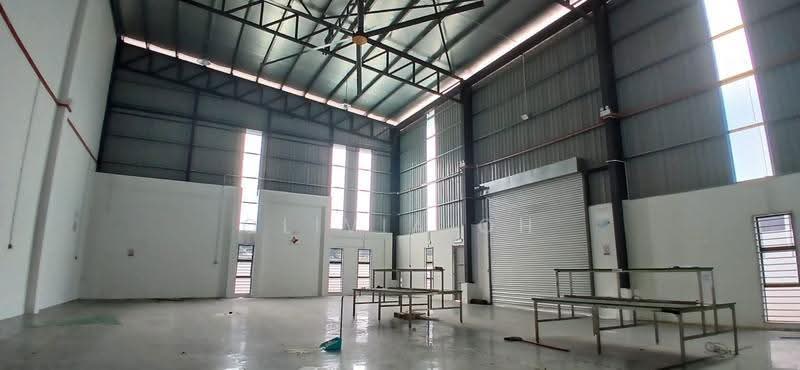 Semi-D Factory for Rent in Kawasan Perindustrian Nilai (Nilai) - OLIVIA OH - Interior - PropertyGuru.com.my