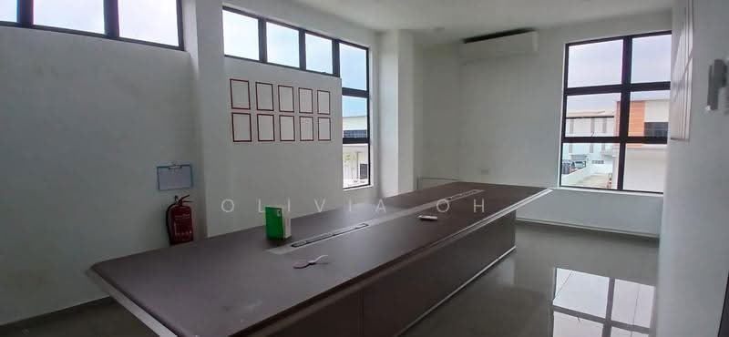 Semi-D Factory for Rent in Kawasan Perindustrian Nilai (Nilai) - OLIVIA OH - Interior - PropertyGuru.com.my
