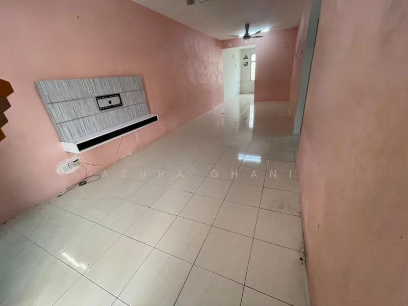Semi-Detached House for Sale in Sungai Petani (Kedah) - Azura Ghani - Living Room - PropertyGuru.com.my