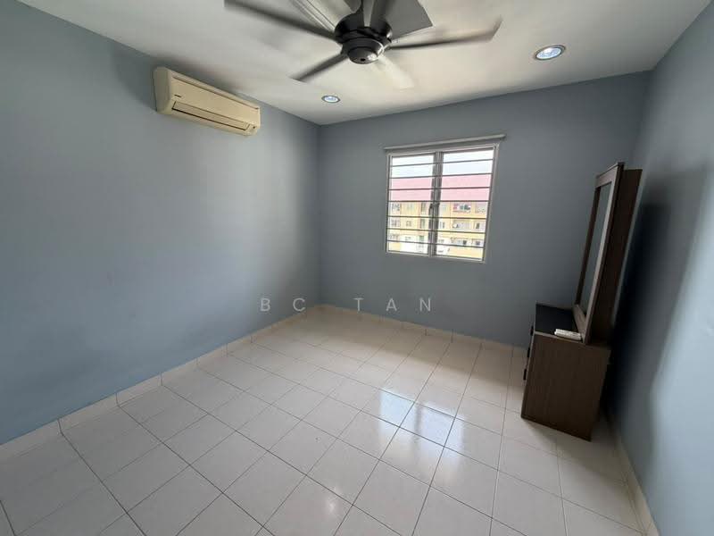 Apartment for Sale at Vista Mutiara - BC TAN - Bedroom - PropertyGuru.com.my