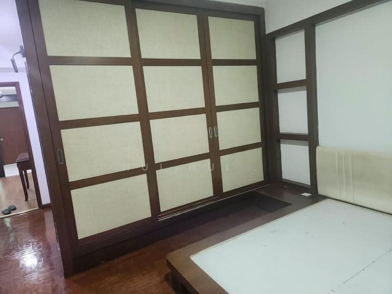 Pangsapuri untuk Disewa di Molek Pine 1 - Hui Hui . - PropertyGuru.com.my