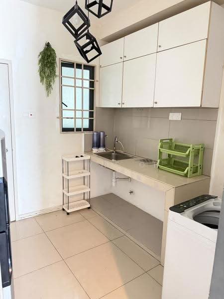 Kediaman Servis untuk Disewa di Centrestage Designer Suite - Wayne Oh - Kitchen - PropertyGuru.com.my