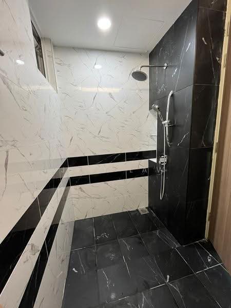 Condominium for Rent at QuayWest Residence - Jack Law - Bathroom - PropertyGuru.com.my