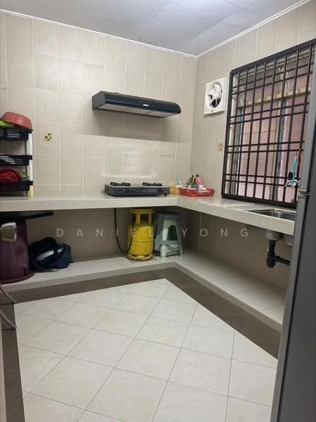 Flat for Sale at Rumah Pangsa Sri Orkid - Daniel Yong - Kitchen - PropertyGuru.com.my