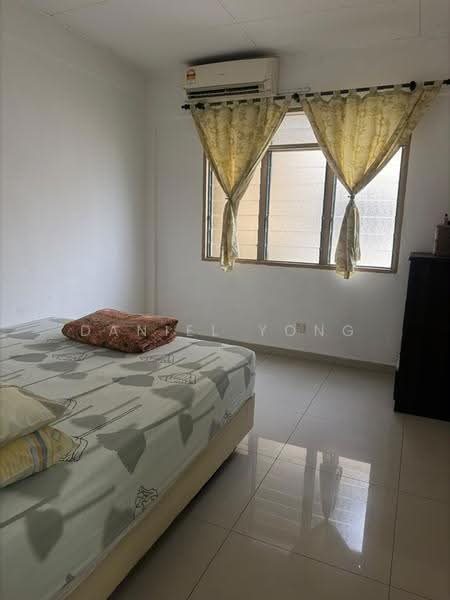 Flat for Sale at Rumah Pangsa Sri Orkid - Daniel Yong - Bedroom - PropertyGuru.com.my