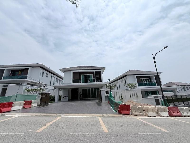 Rumah Banglo untuk Dijual di Subang Bestari (Shah Alam) - Dr Shahril Nizam - Exterior - PropertyGuru.com.my