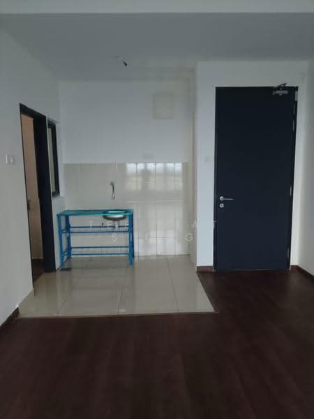 Service Residence for Sale at Kiara Plaza - Tee Kiat Siong - Kitchen - PropertyGuru.com.my