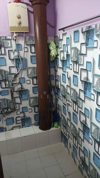 Rumah Flat untuk Dijual di Medan Angsana (Farlim 2) - Harold Lee - Bathroom - PropertyGuru.com.my