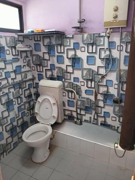 Rumah Flat untuk Dijual di Medan Angsana (Farlim 2) - Harold Lee - Bathroom - PropertyGuru.com.my